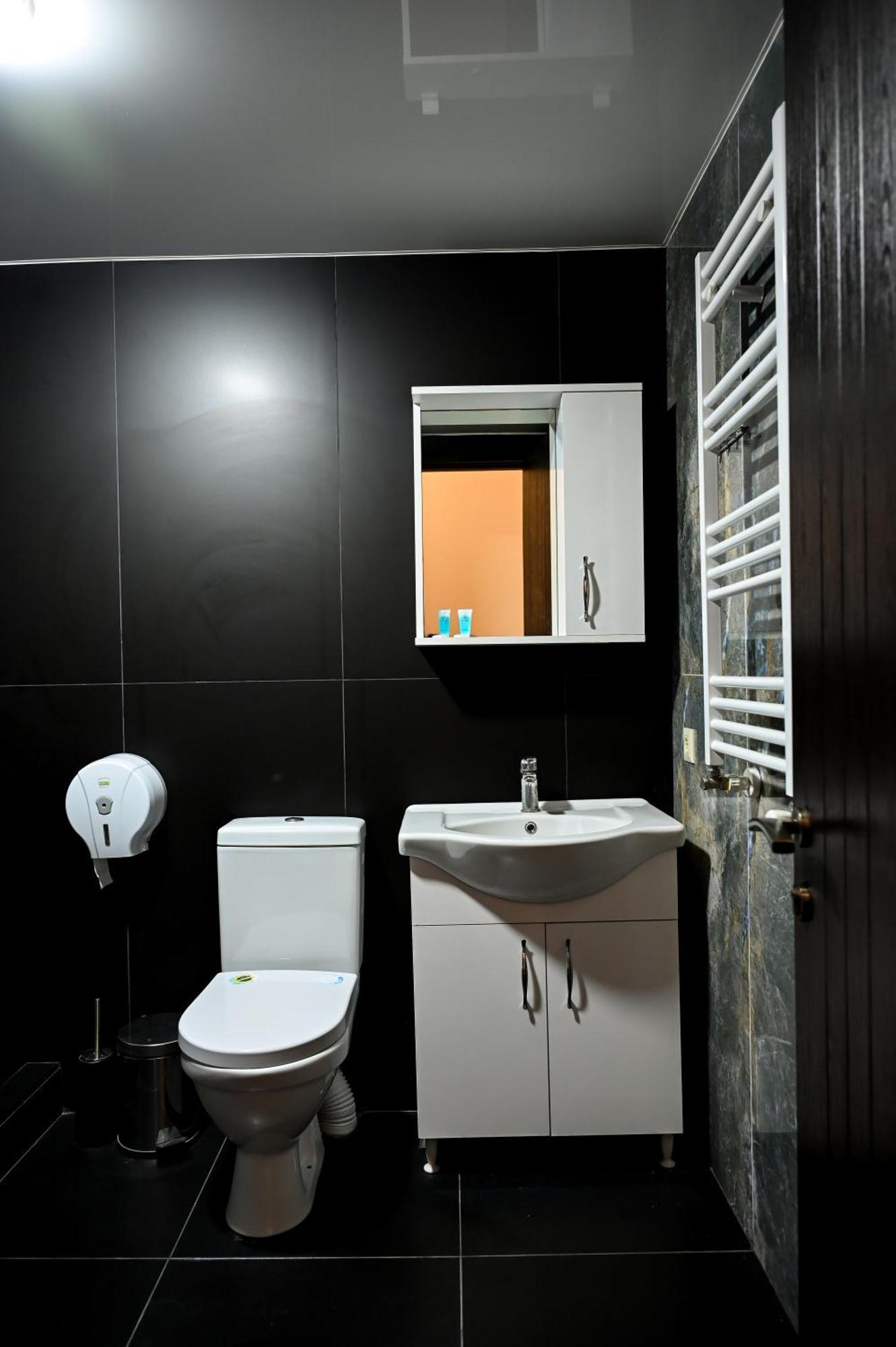 Starhostel Kutaisi Exteriér fotografie