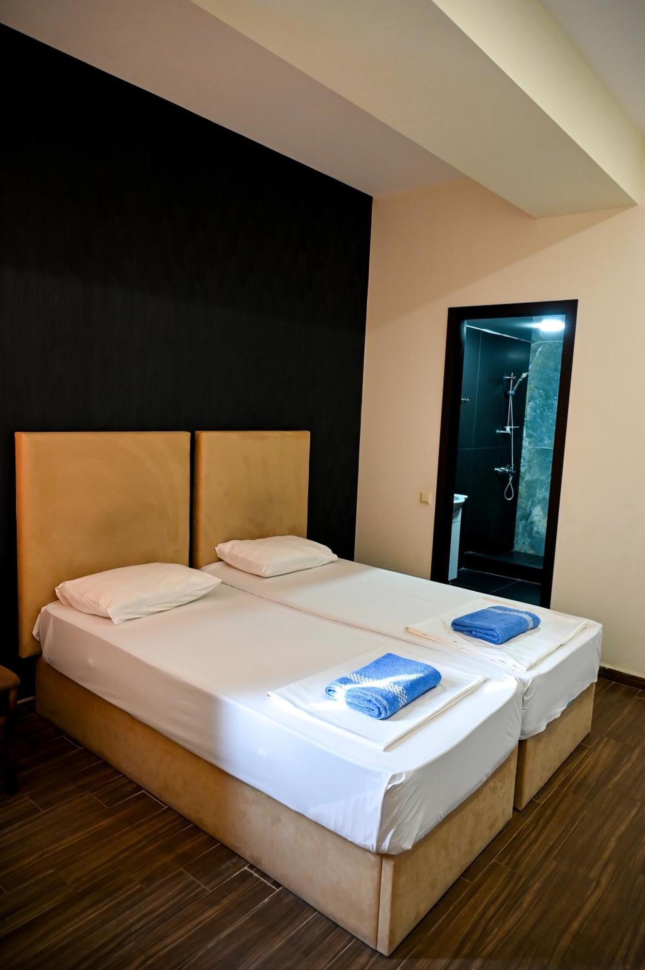 Starhostel Kutaisi Exteriér fotografie