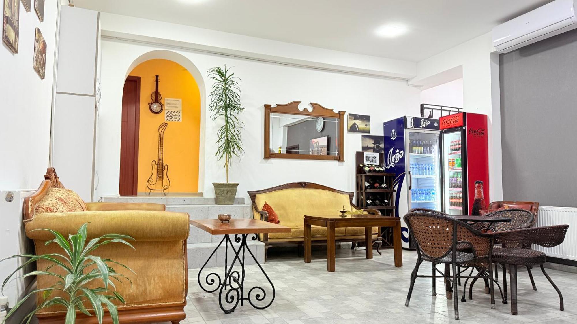 Starhostel Kutaisi Exteriér fotografie