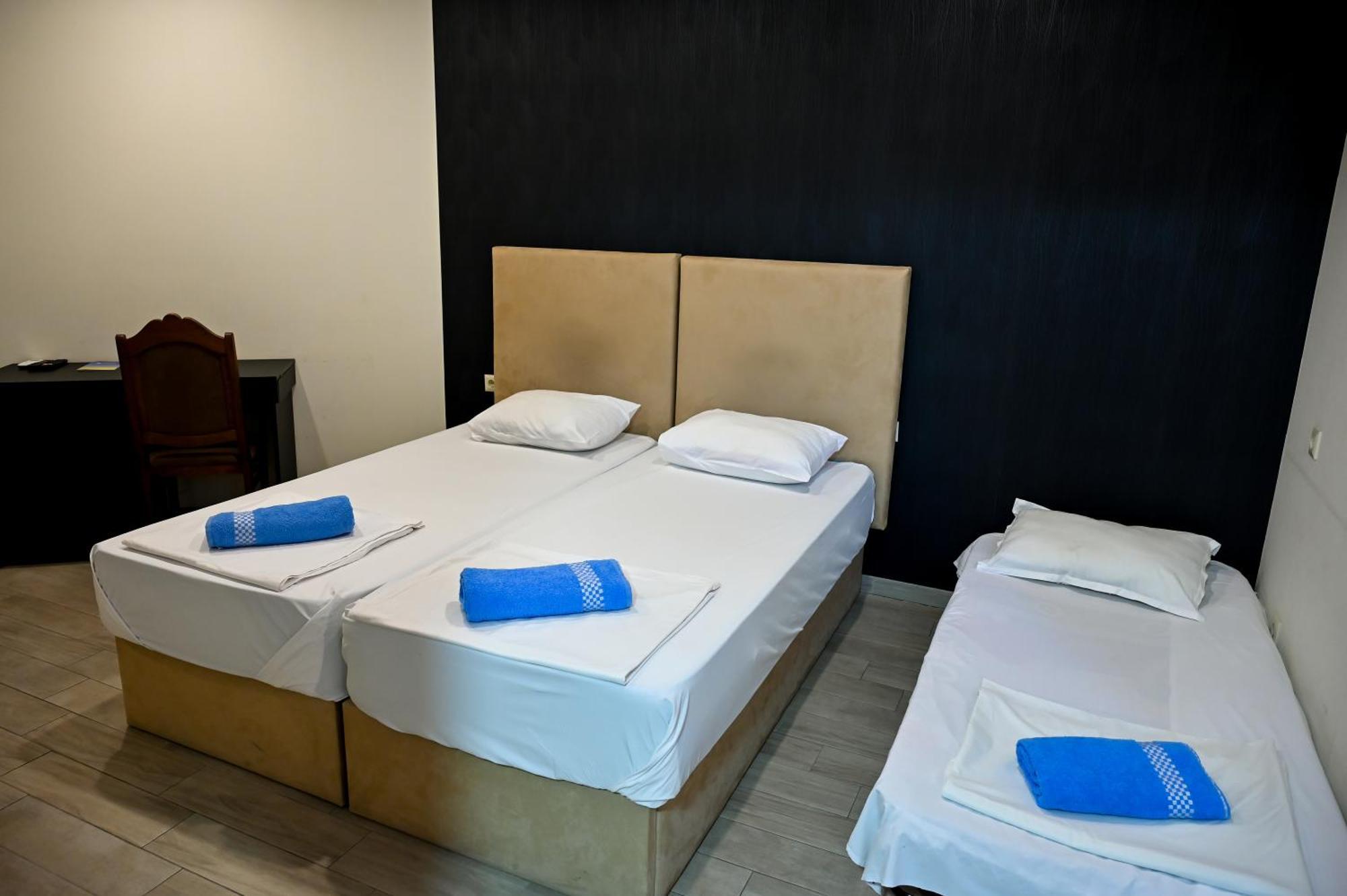 Starhostel Kutaisi Exteriér fotografie